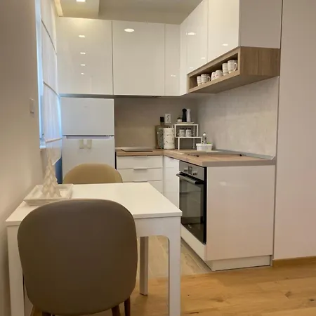 아파트 Apartman Harmony