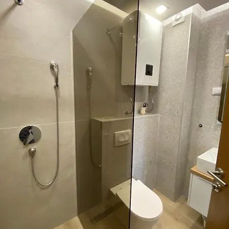 아파트 Apartman Harmony *